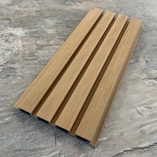 Фасадная реечная панель EasyDecking Ко-Экструзия 219х26х4010 Дуб LT 33579