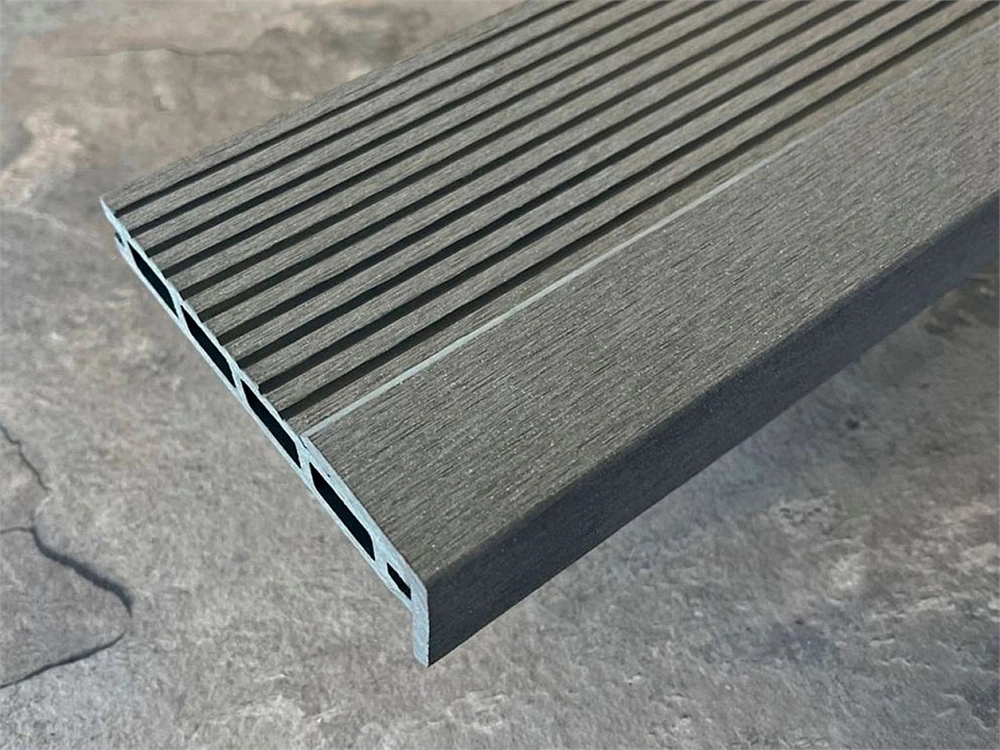 Угол EasyDecking Вуд-Икс Шлифованный 53х53х3010 Серый LT 27424