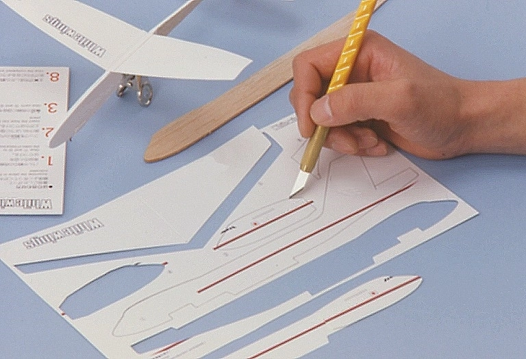 OLFA  с перовым лезвием 6 мм, нож (OL-AK-1/5B) OL-AK-1/5B