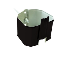 Кронштейн трубы на кирпич прямоугольный Vortex в1 матовый RAL 9005 GL 424025
