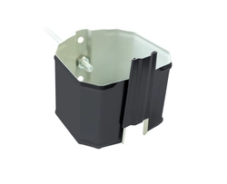 Кронштейн трубы на кирпич прямоугольный Vortex в1 матовый RAL 7024 GL 380136