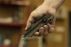 OLFA WOOD-PP Models 18 мм, с сегментированным лезвием, нож (OL-WD-L) zb  ol-wd-l